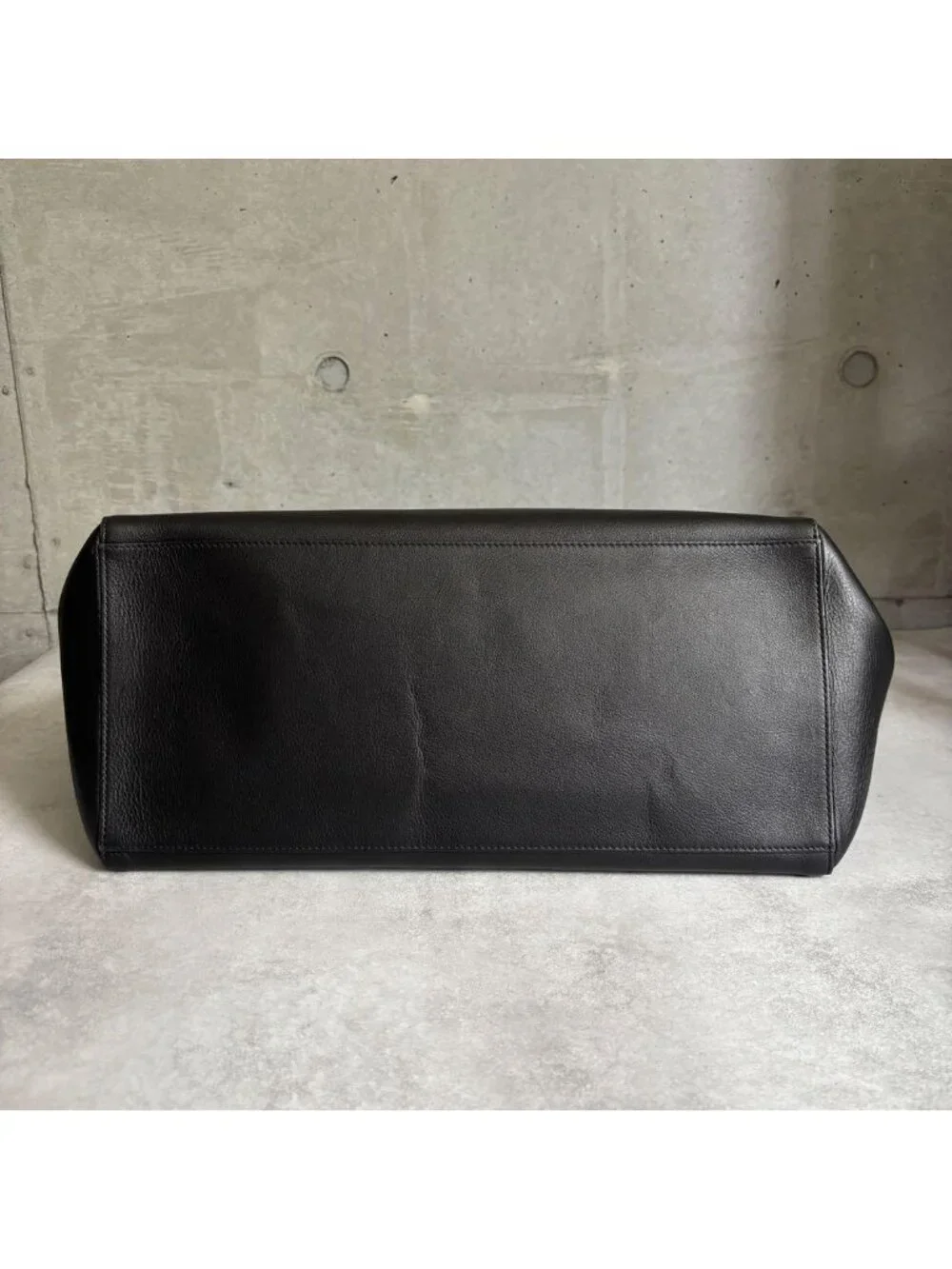 Balenciaga East Waist Tote Leather Black